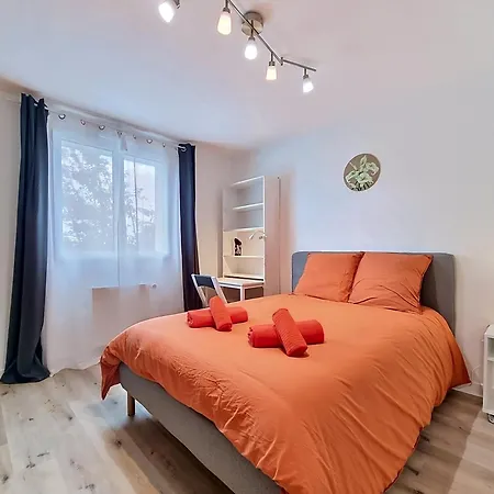 La Tribu, Centre Ville, Jardin, Parking, Wifi * La Roche-sur-Yon