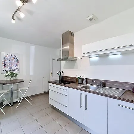 La Tribu, Centre Ville, Jardin, Parking, Wifi *