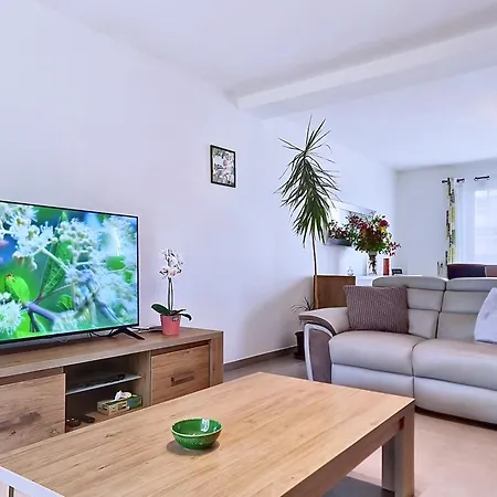 La Tribu, Centre Ville, Jardin, Parking, Wifi Tatil Evi La Roche-sur-Yon